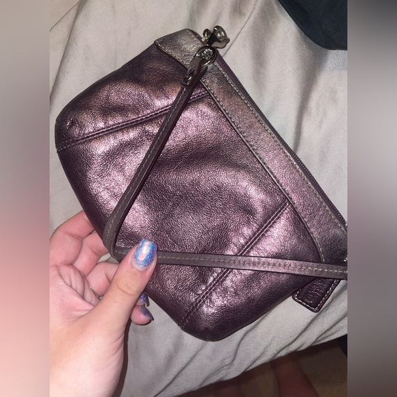 Coach wristlet - Picture 4 of 10